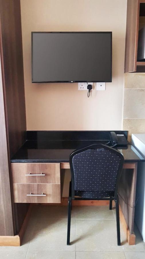 Nairobi West Suites Ngoại thất bức ảnh